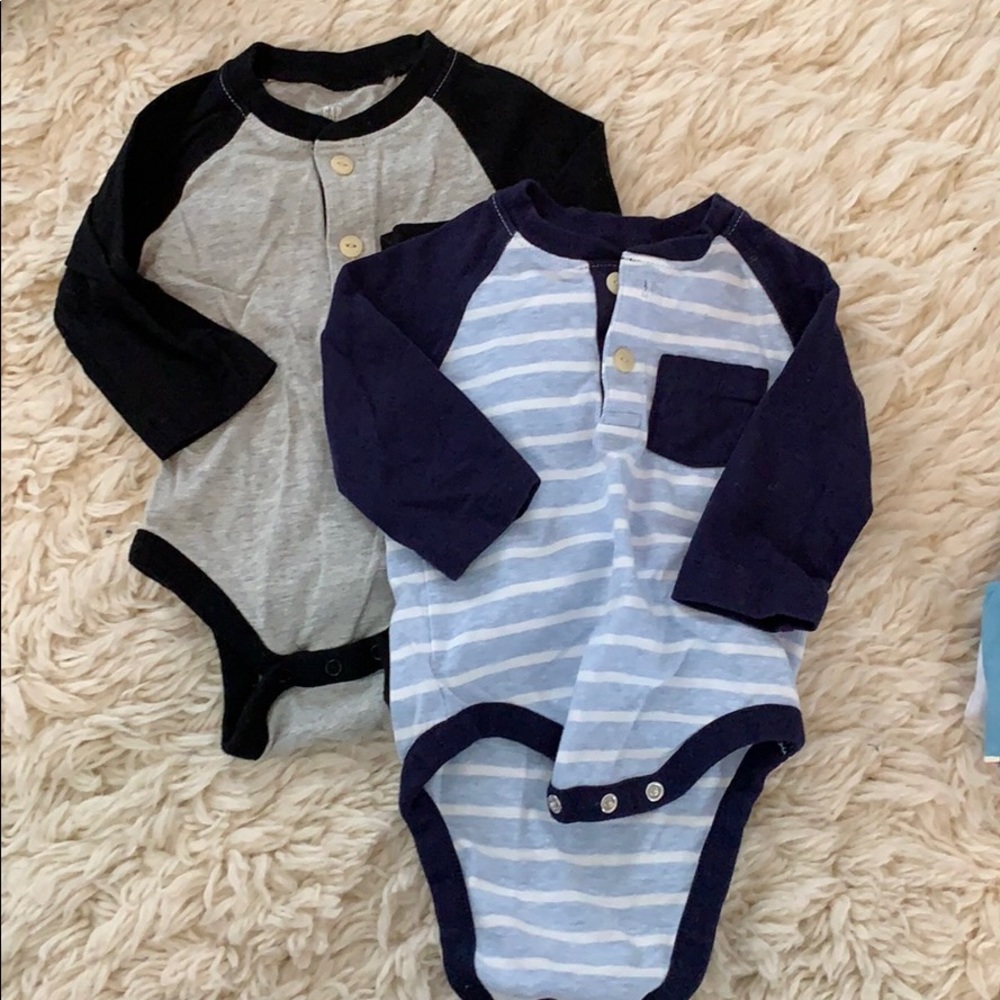 Gap body suits, new without tag